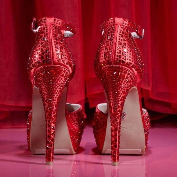 Thalia Sodi Chacey Bling Pumps Red Size 9.5 Wide Memory Foam Heels $99 MSRP - Picture 3 of 4